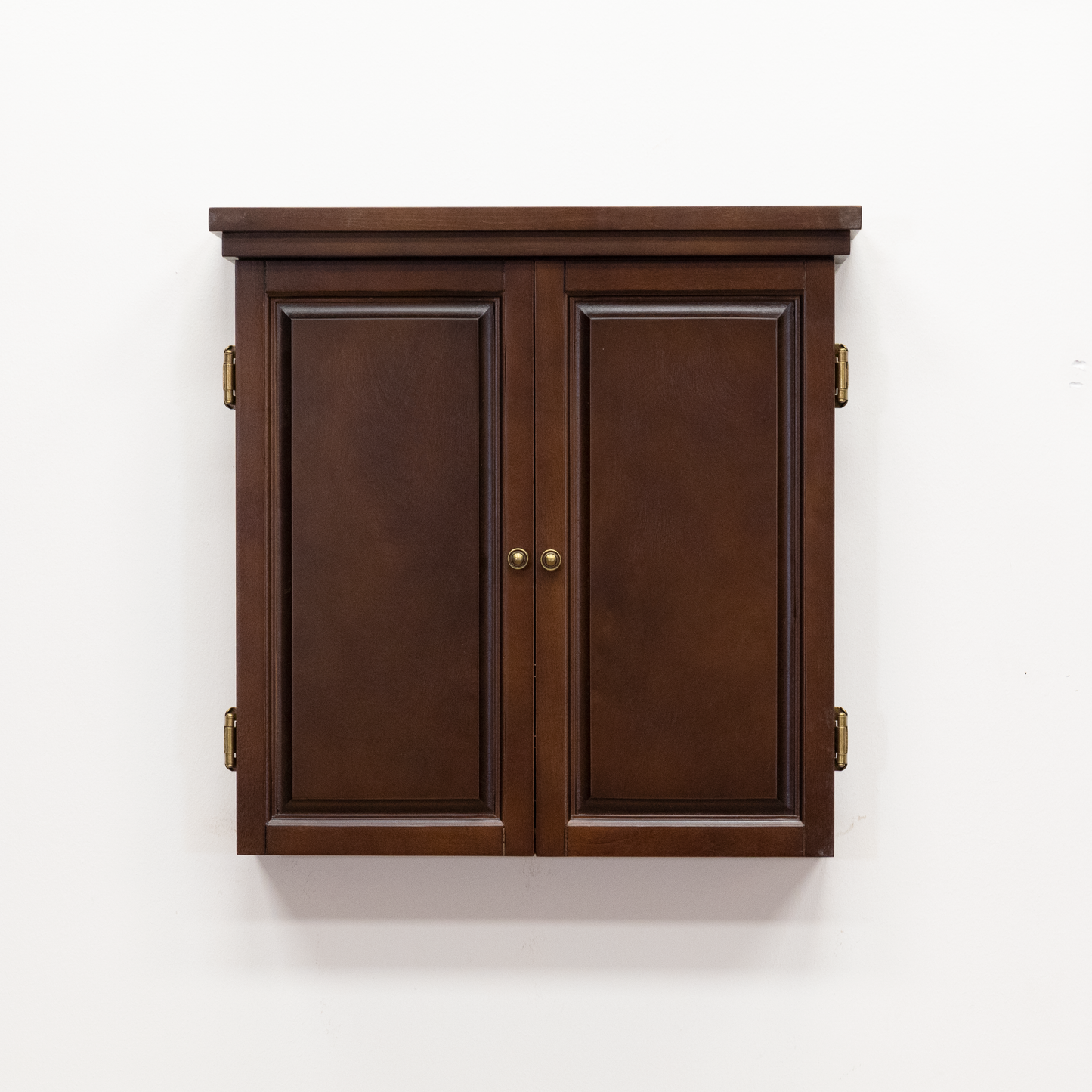 American Legend Traditional Dartboard Cabinet